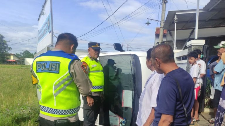 MBG, Mobil SPPG, Makan Bergizi Gratis, Kecelakaan mobil MBG