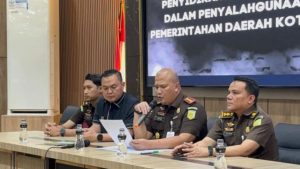 Kantaflash, Kantapos, Wakil Walikota Bandung, Erwin PKP, Rendiana Awangga NasDem, PKB Bandung, NasDem Bandung, Politik, Korupsi, Contoh Kasus Penyalahgunaan Wewenang