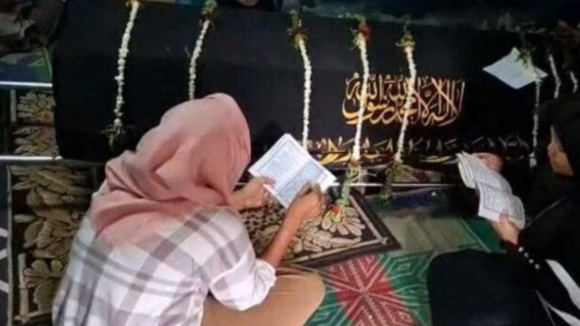 Pedagang Cermin