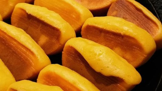 Ilustrasi pukis nanas. Sumber: Pinterest. Kuliner Legendaris Magelang